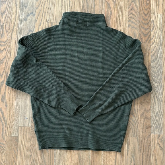 Premise Turtleneck Ribbed Sweater sz XL Women's Dolman Sleeve Hardware Green - Picture 12 of 16